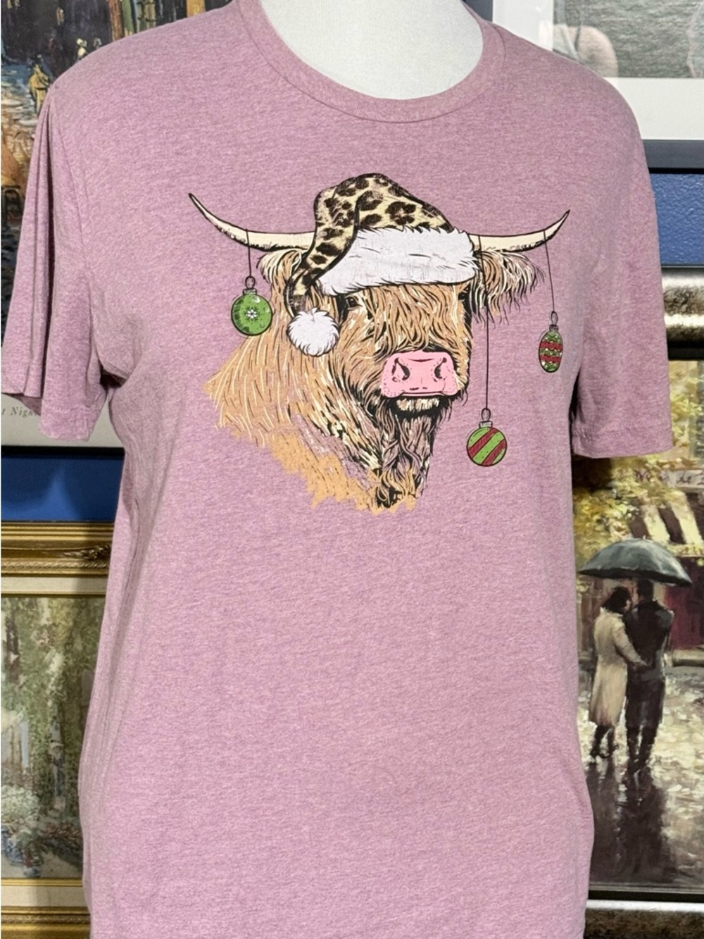 Women’s Short Sleeve Holiday Highland Cow Tee - Mauve